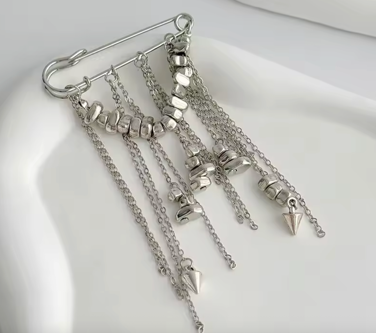 Irregular Tassel Chain Brooch