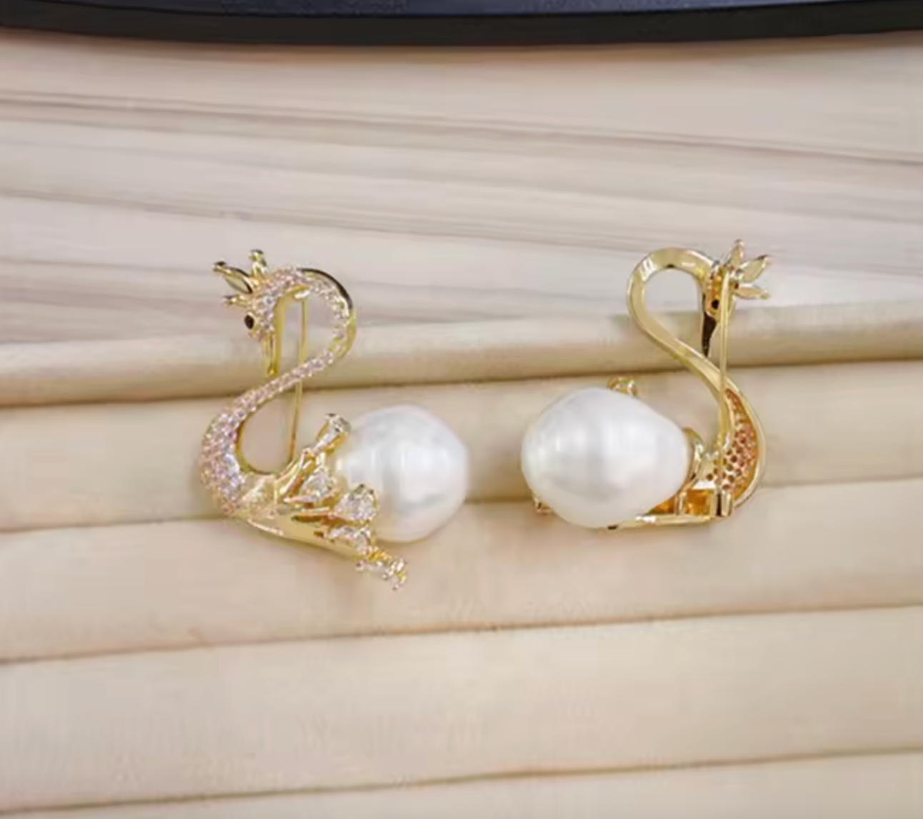 Luxury Baroque Animal Brooch